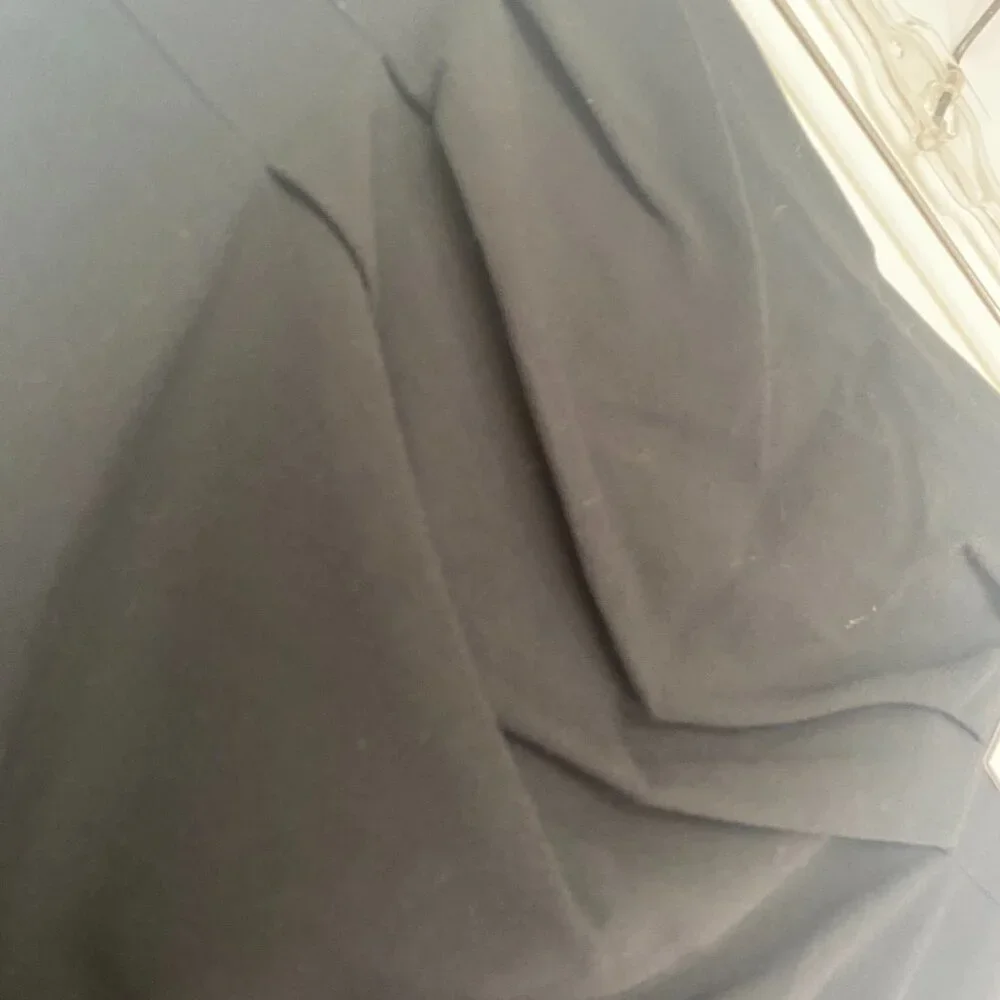 BCBG ruched midi pencil skirt NWT - Picture 2 of 8